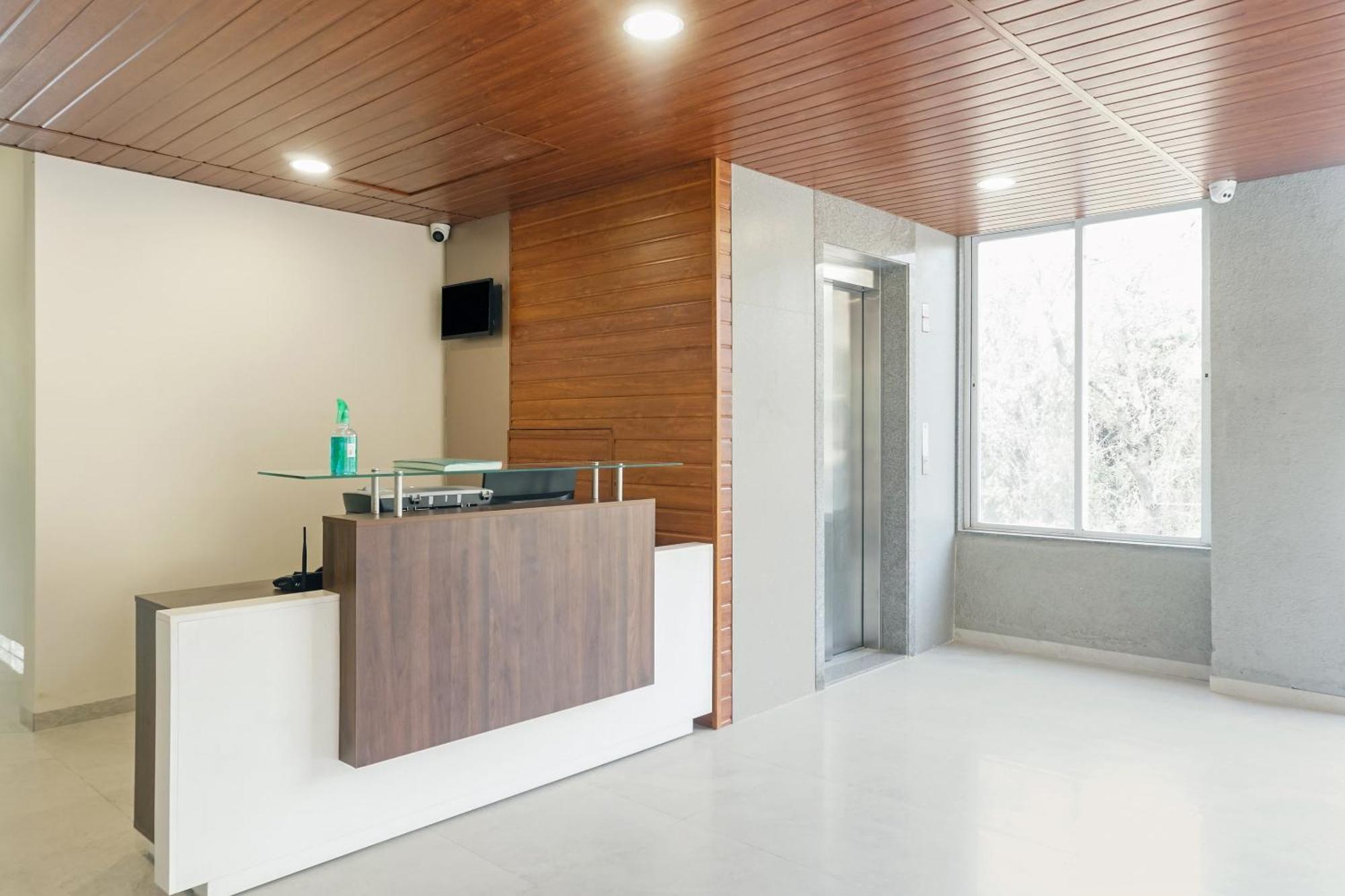 Hotel O Home Elegant Prime Ville Chinchvad Екстер'єр фото