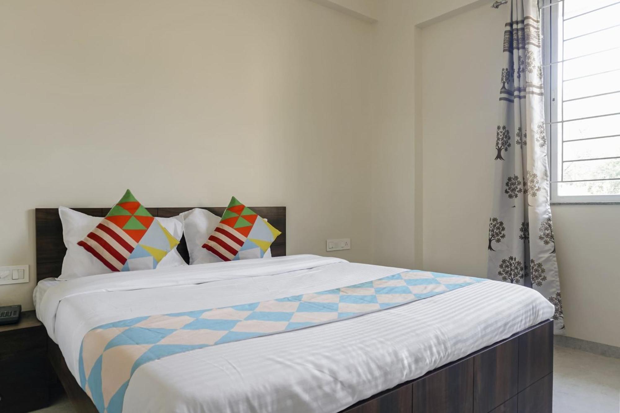 Hotel O Home Elegant Prime Ville Chinchvad Екстер'єр фото